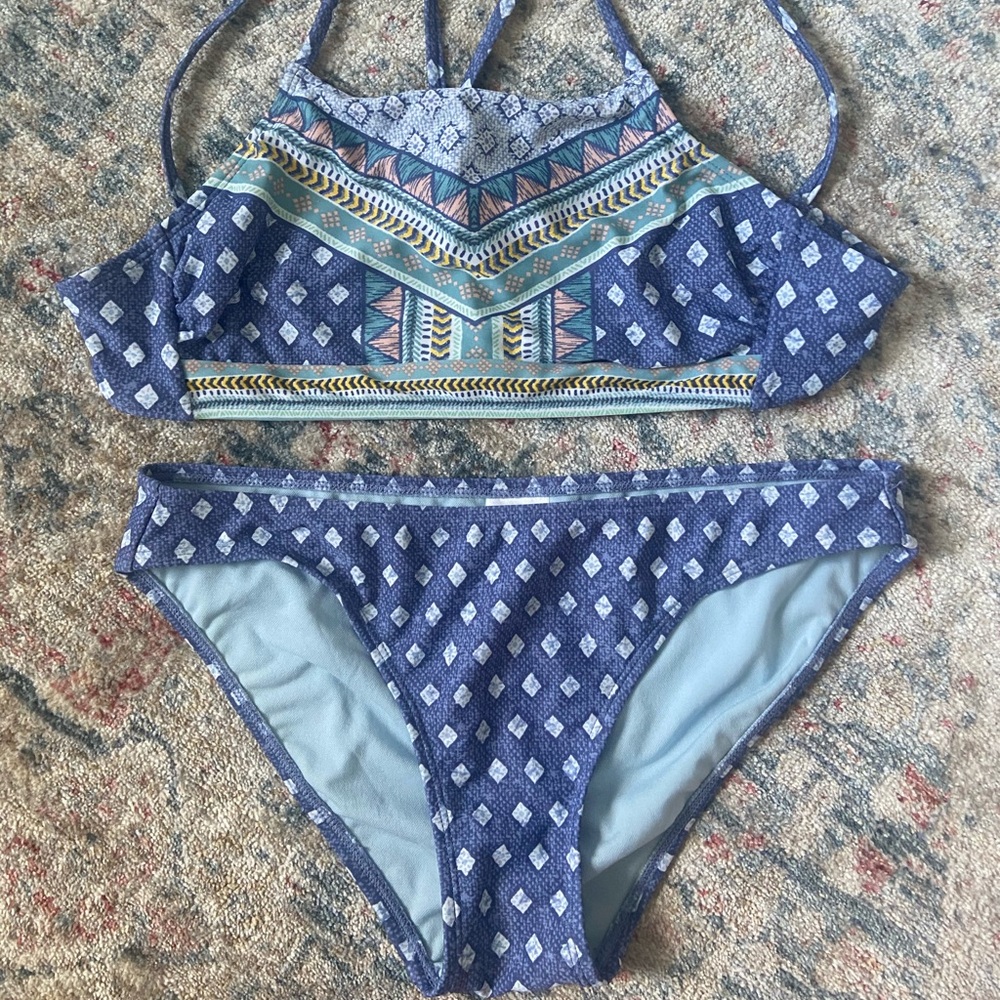Target Bikini - Picture 1 of 2